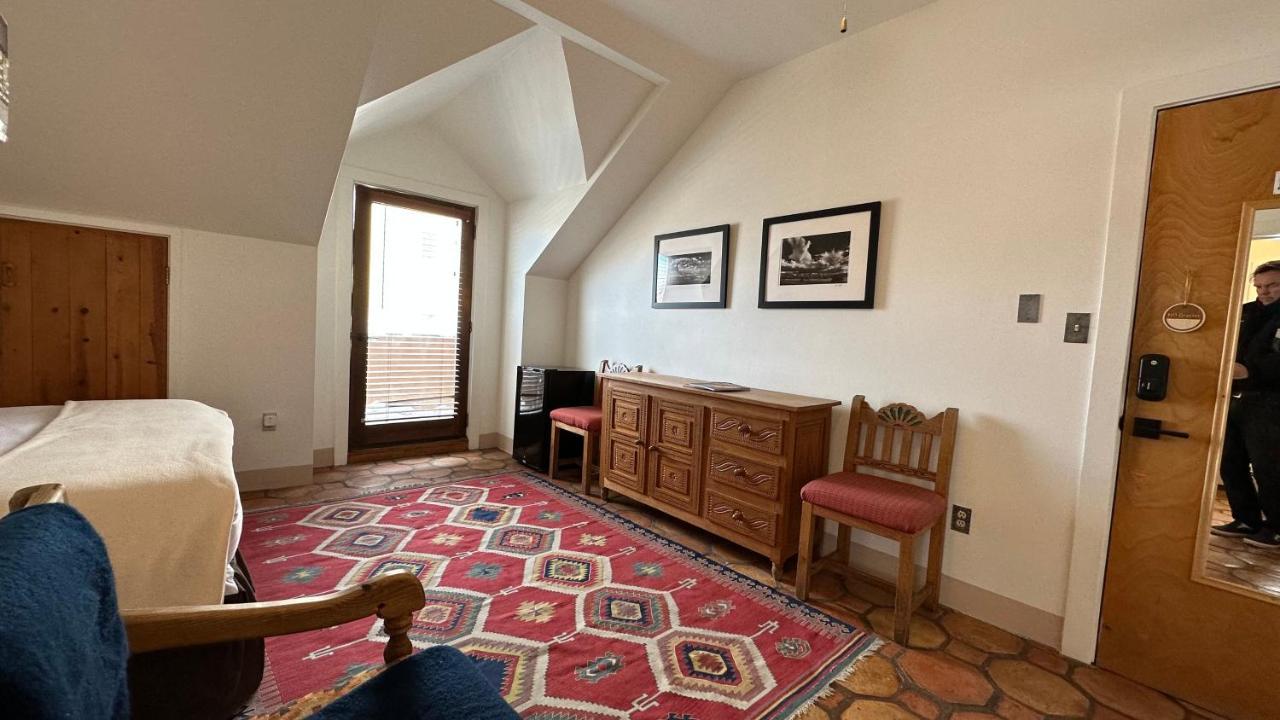 The Parador Santa Fe Exterior photo
